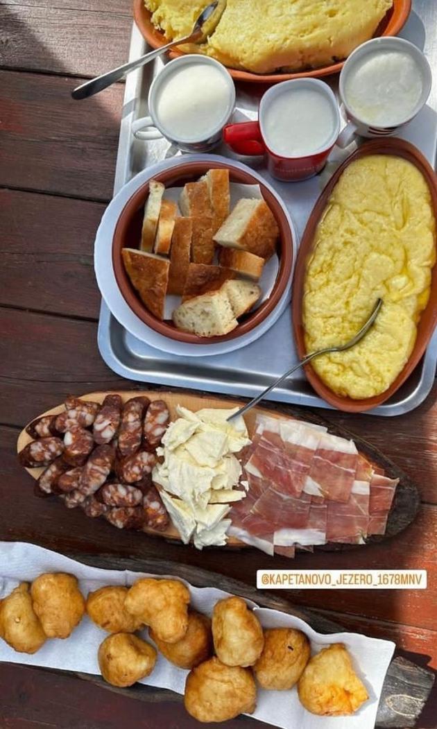 Kapetanovo Jezero Bungalov Bed & Breakfast Podgorica Luaran gambar